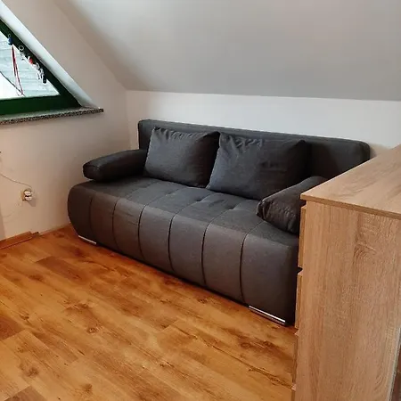 Pod Szczytem *